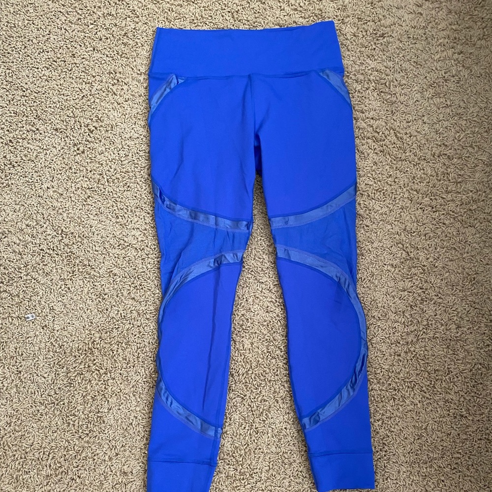Striking blue leggings
